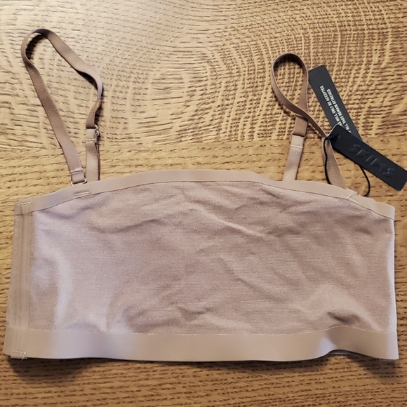 SKIMS Power Mesh Bandeau in Sienna - Picture 2 of 15